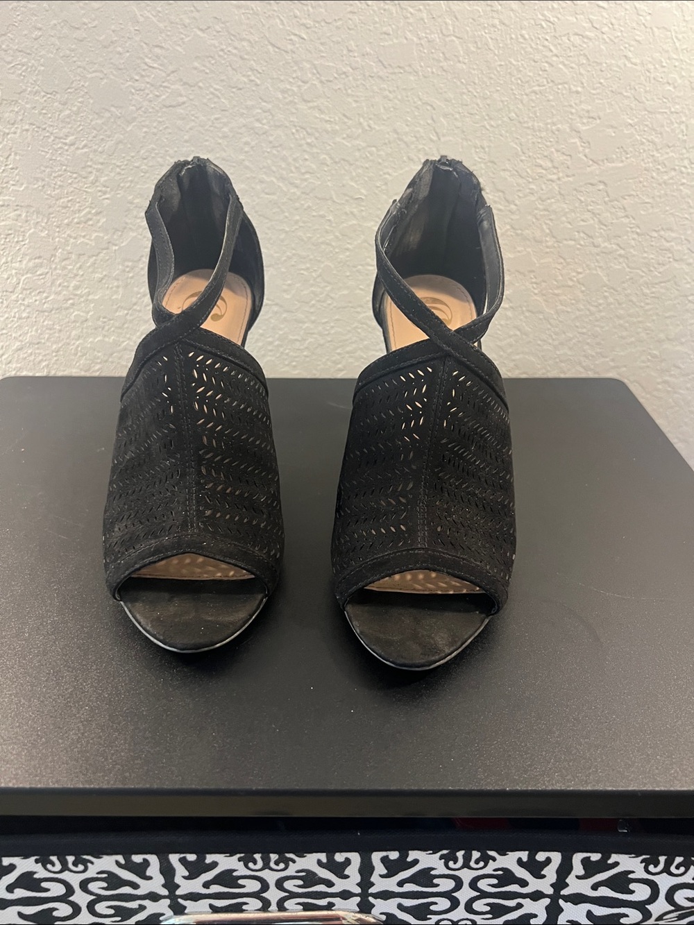 Black Women's Peep-Toe Heeled Sandals